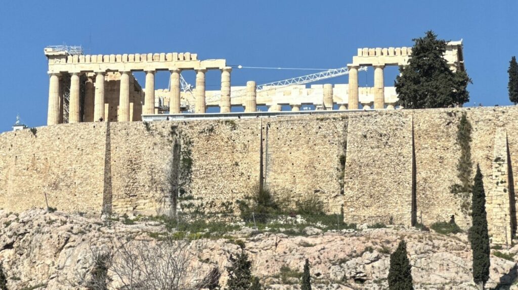 parthenon-under-construction